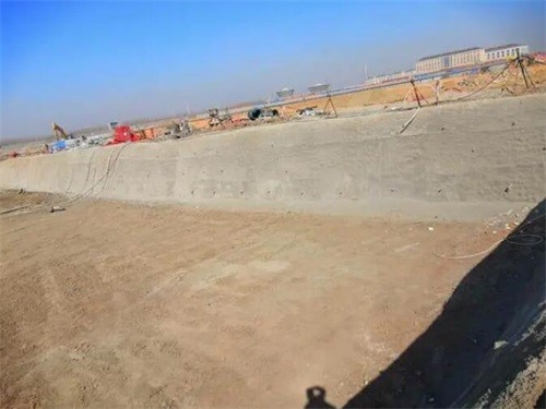 金川高铁桩基础建设